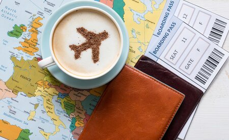 Expert reveals reason behind ‘re-rise’ of retail travel agents